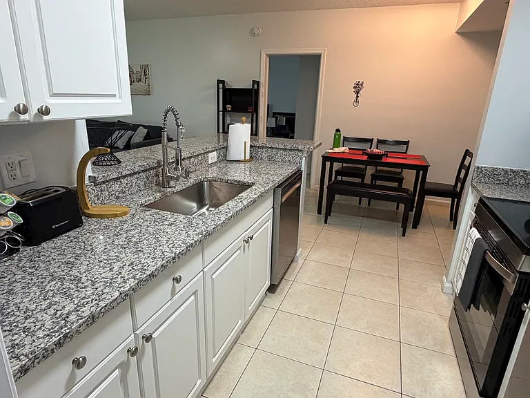 5095 Fairways Cir #I107 — Photo 8