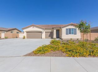 34798 Armstrong Rd, Winchester, CA 92596