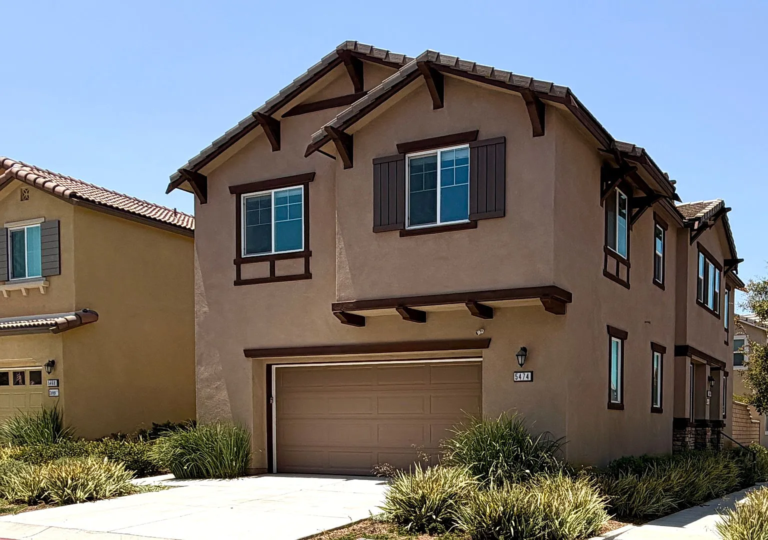 Modern Townhouse in Fairview Community of Bonsall — Photo 1