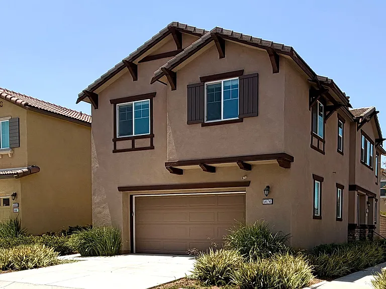 5474 Starlight Pl — Photo 1
