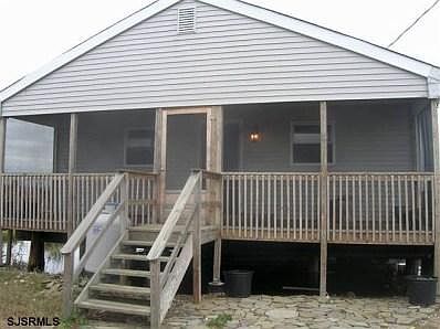 3rd image of 844 E Motts Creek Rd
