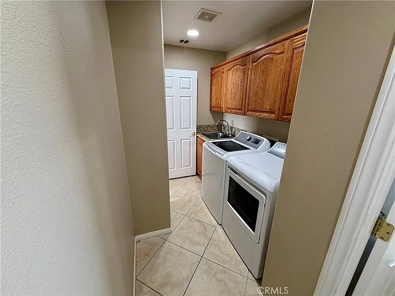 9725 Susan Ave — Photo 13