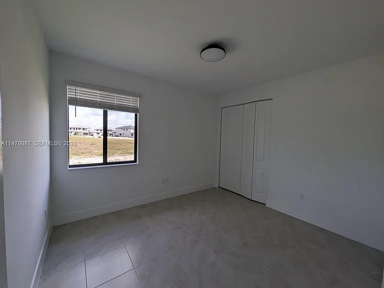 5245 Marano Dr — Photo 11