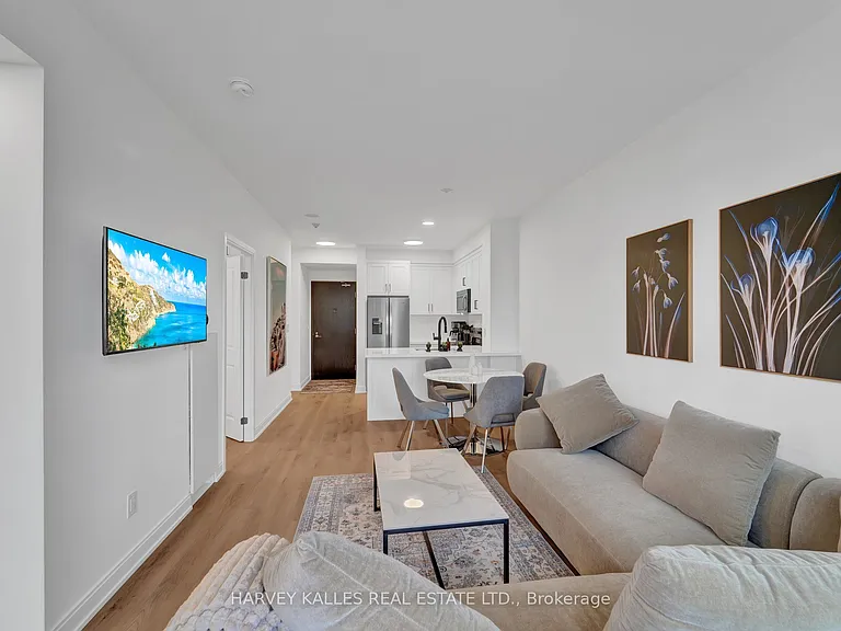 18 Yorkville Ave #1606 — Photo 7