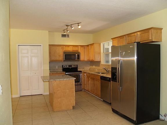 Kitchen from Breakfast Nook