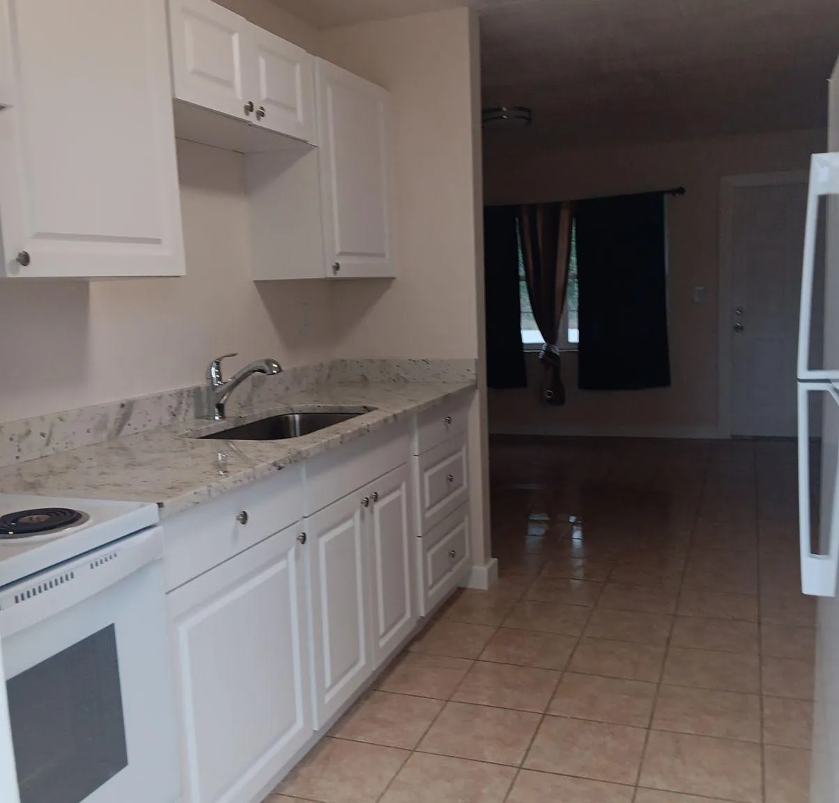 2 bed, 650 sqft, $995 — Photo 4