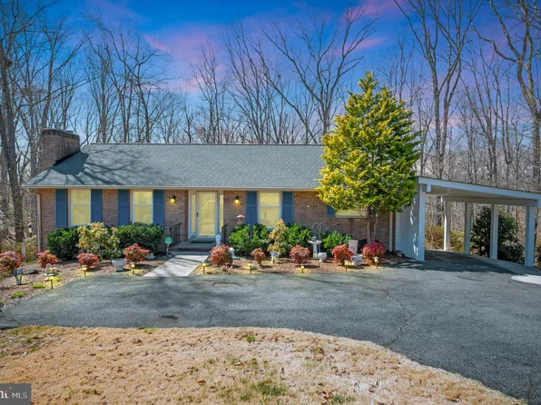 20 Ridgemore Cir, Fredericksburg, VA 22405