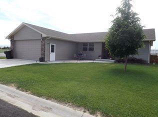 598 Rancho Trl, Powell, WY 82435