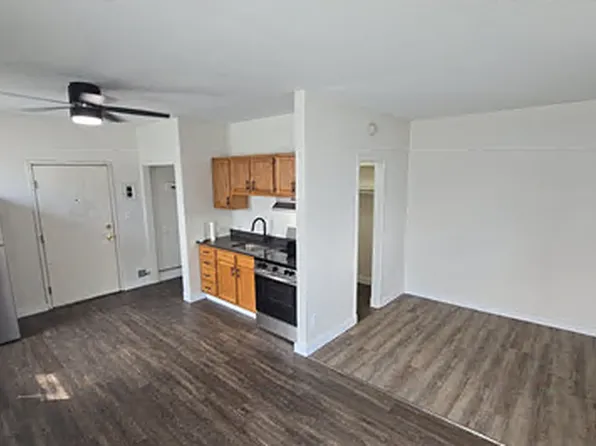 123 Iowa Ave #8, Iowa City, IA 52240