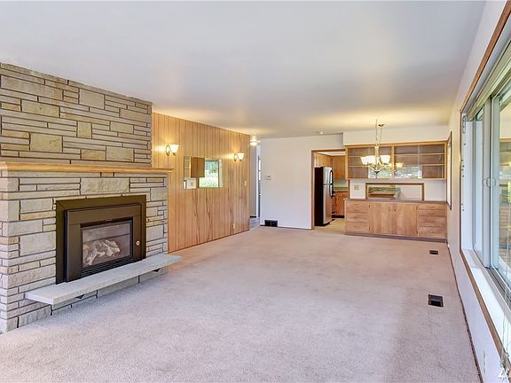 4th image of 5131 Wilmington Ave