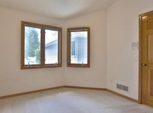 12677 Drake St NW, Coon Rapids, MN 55448