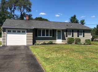 6 Birch Rd, Brookfield, CT 06804