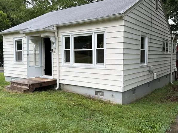 1616 Guyer St, High Point, NC 27265