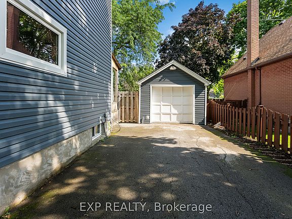 5th image of 3 Winnifred Ave
