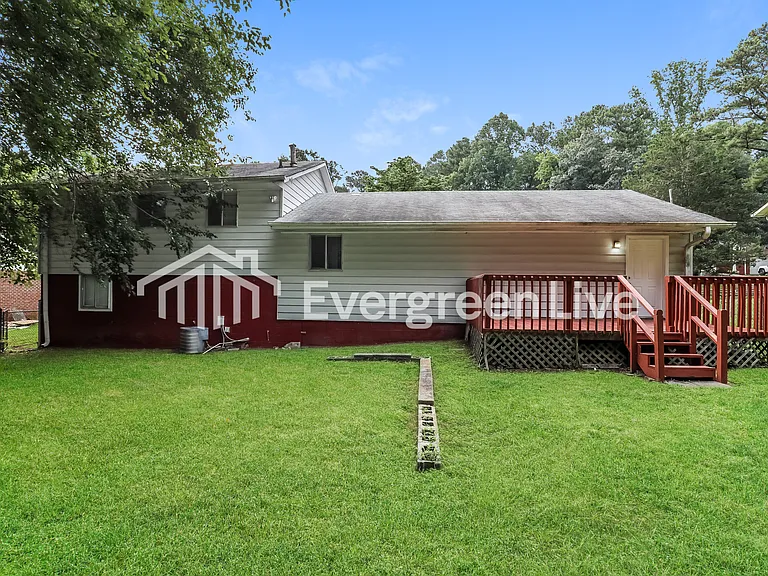 6759 Gano Dr — Photo 15