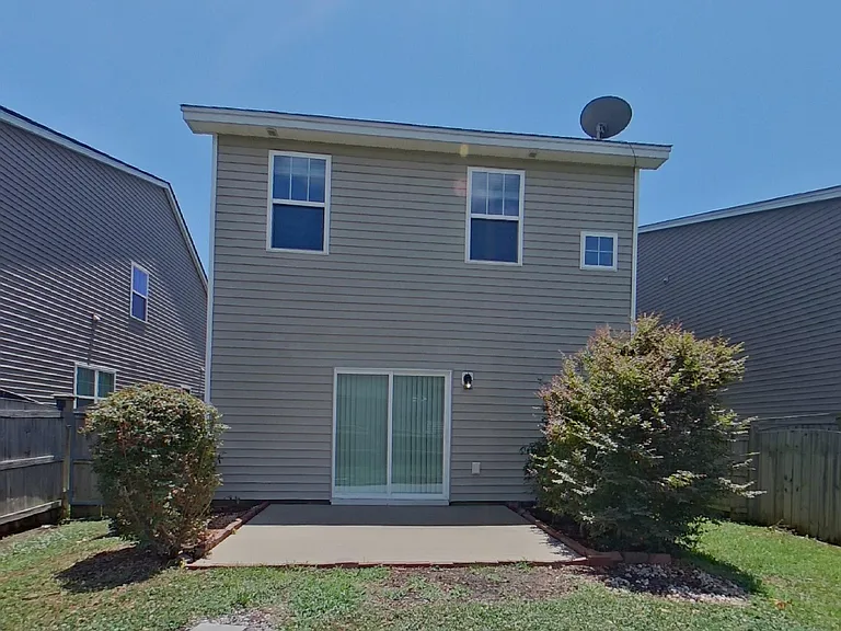 423 Lanyard Ln — Photo 15