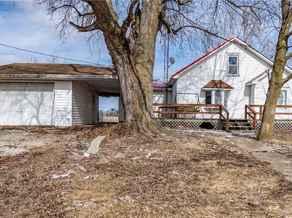 1737 N 1485 East Rd, Shelbyville, IL 62565