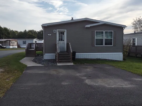 209 Village Dr, Taylor, PA 18517