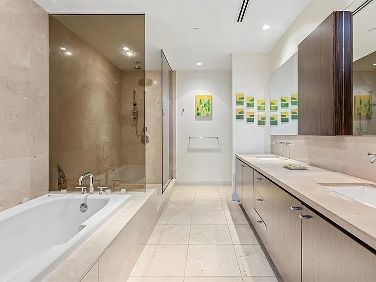 1139 Cordova St W — Photo 14