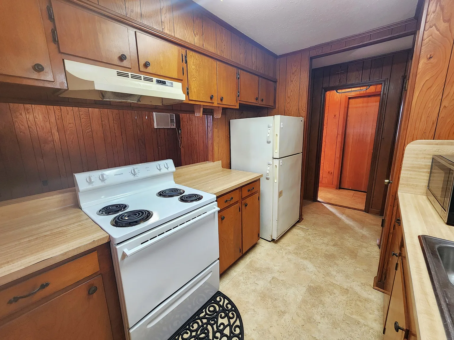 105 Fletcher Street - 8 — Photo 2