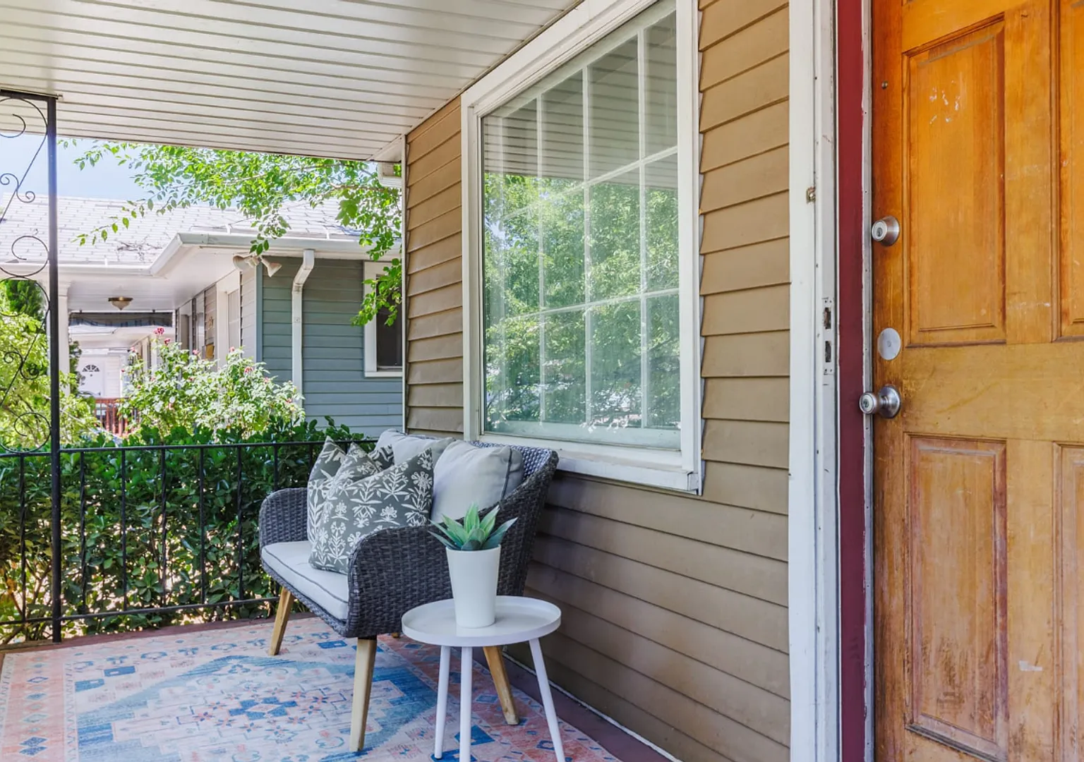 Updated Salt Lake Bungalow Style Home — Photo 3
