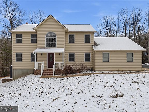 2nd image of 770 Poplar Rd