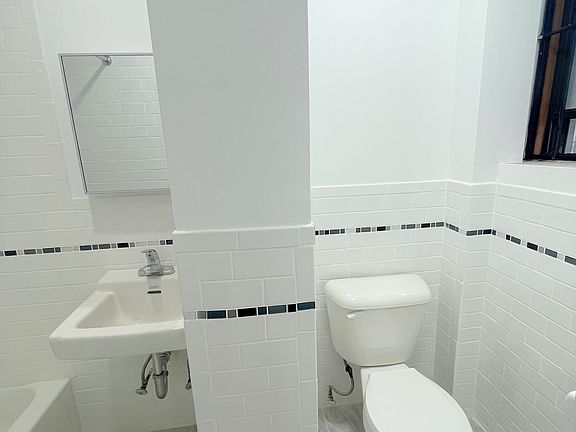 3rd image of 47 Delancey St #2B