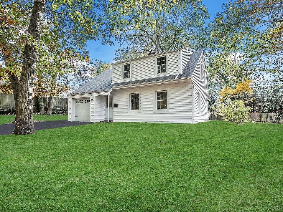 1st image of 32 Godfrey Avenue