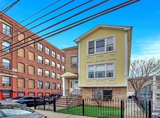 70 Orchard St, Newark, NJ 07102