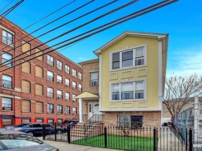 70 Orchard St, Newark, NJ, 07102