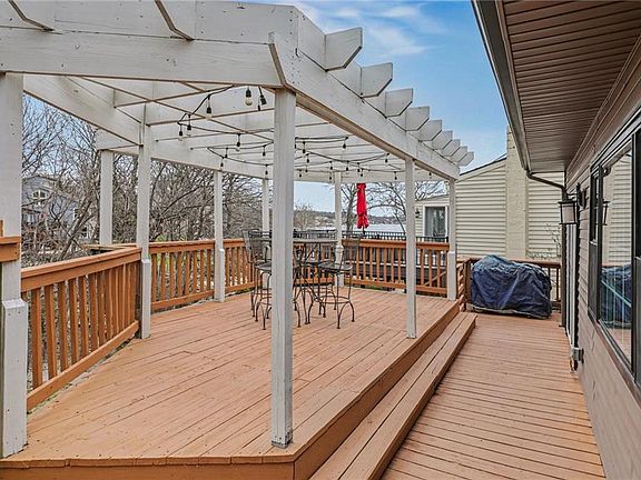 3rd image of 77 R St