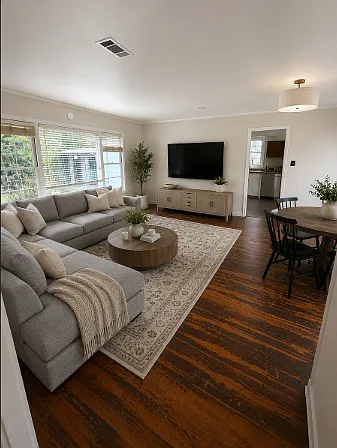 3 bed, 1383 sqft, $3,500 — Photo 1