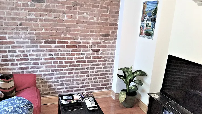 Rented by The Hamilton Group | media 1