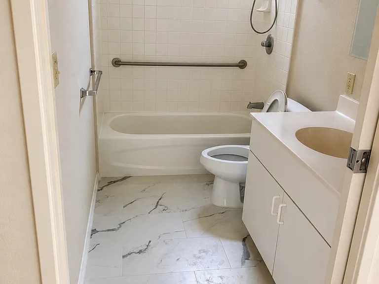3009 Ala Makahala Pl #314 — Photo 6