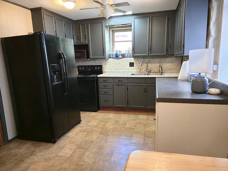 398 Main St #2 — Photo 8