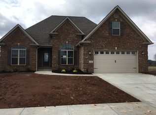 532 McCoy Place Dr, Bowling Green, KY 42104