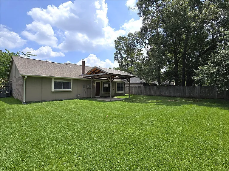 24015 Farm Hill Rd — Photo 25
