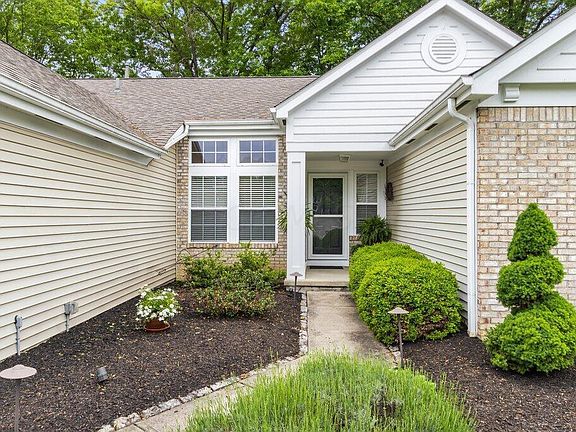 2nd image of 7627 Tullymore Dr