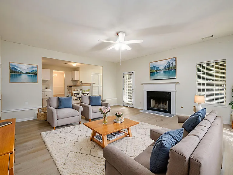 4827 Snap Creek Ln — Photo 23