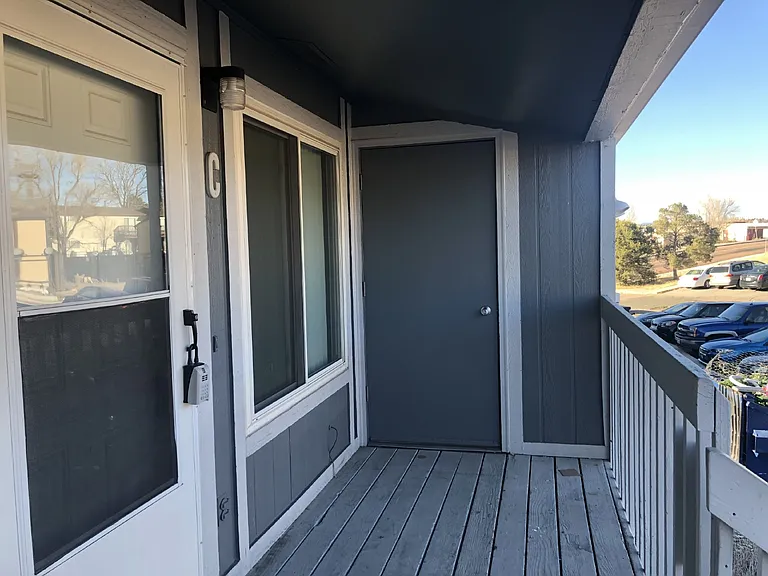 865 Hathaway Dr #C — Photo 3