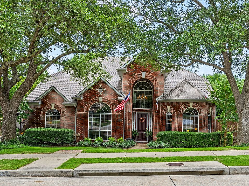 1st image of 3013 Normandy Dr