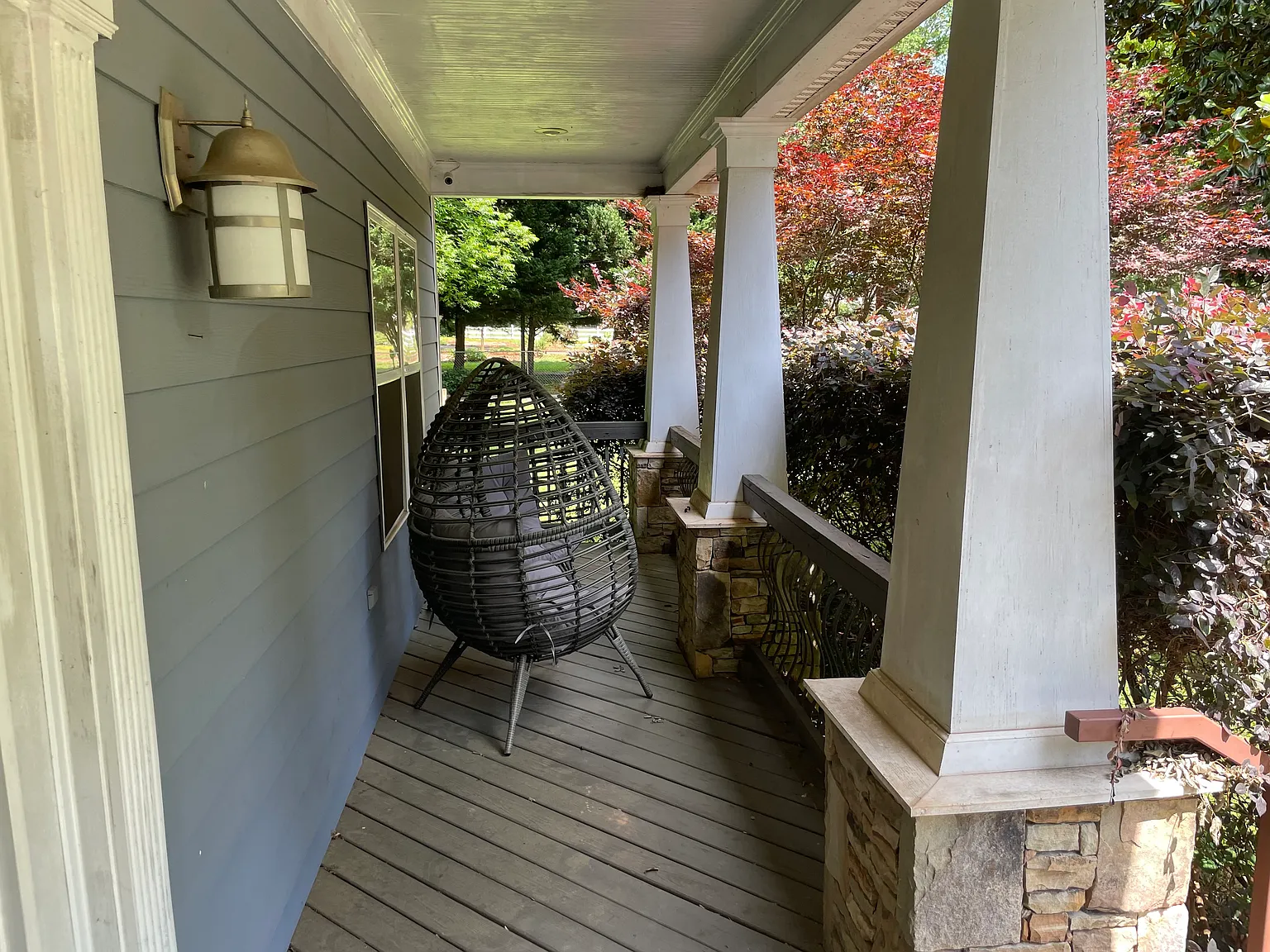 3 bed, 2.5 bath, 2012 sqft, $2,700 — Photo 3