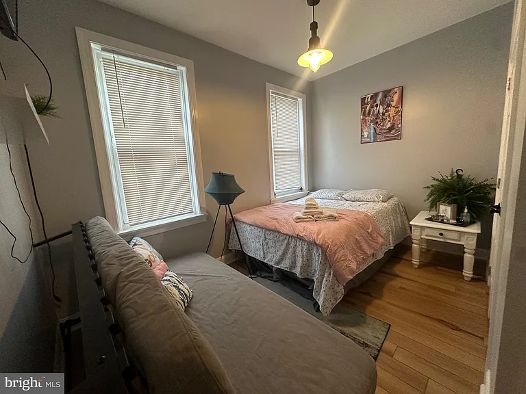 2512 Nicholas St — Photo 11