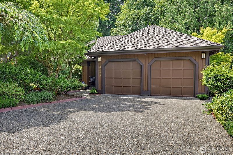 2nd image of 16653 157th Avenue SE