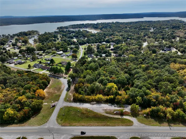 6 Highway 9 E, Eufaula, OK 74432