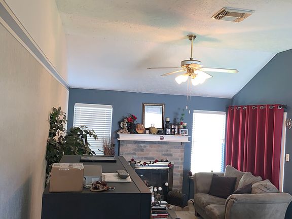 4th image of 20234 White Poplar Dr