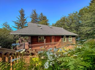 130 Robinson Rd, Orick, CA 95555