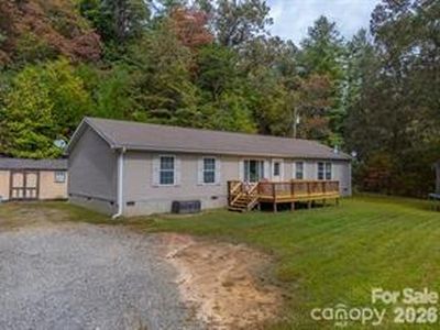 179 Fresh Water Rdg, Whittier, NC, 28789