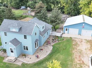 15815 620th Ave, Walters, MN 56097