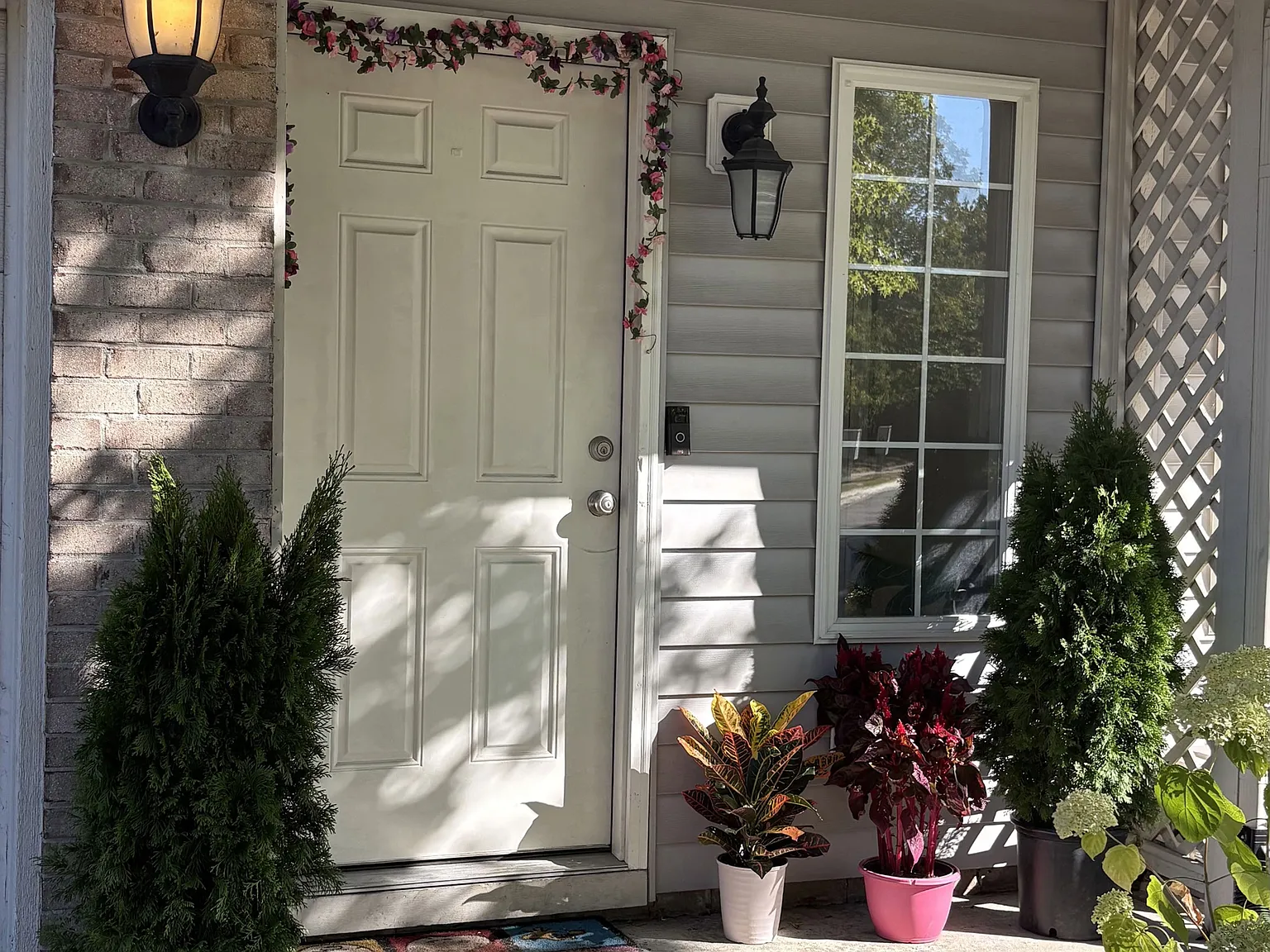 4427 Nighthawk Ct — Photo 2